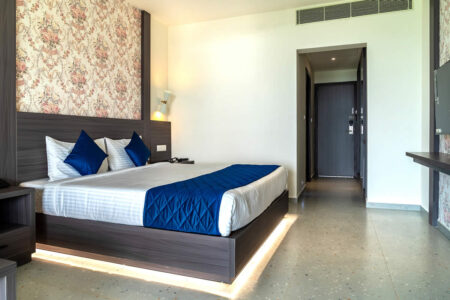 Lake Facing Room With Balcony